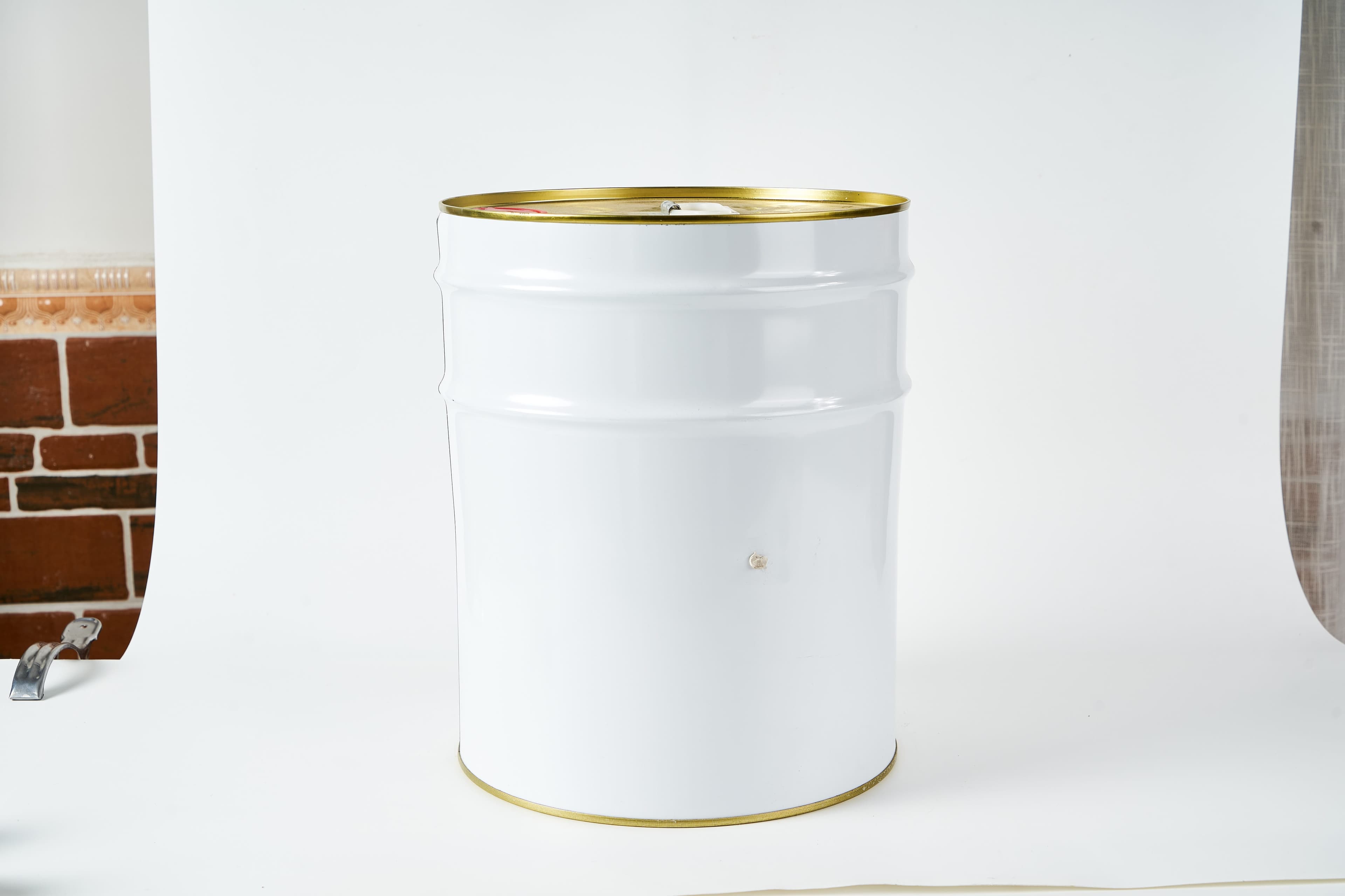 Ember Kaleng Logam 20 Liter - 4